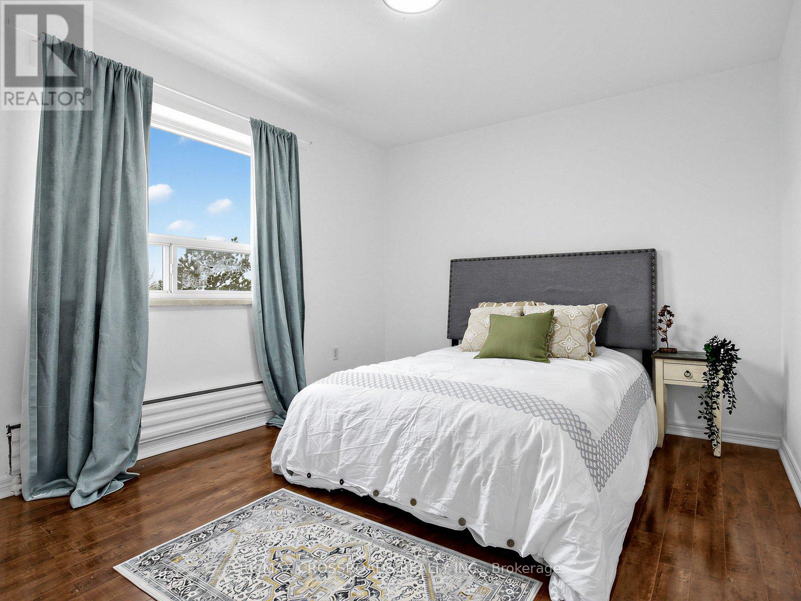 407 - 8 Kingsbridge Court, Toronto, Ontario  M2R 1L5 - Photo 15 - C12781836