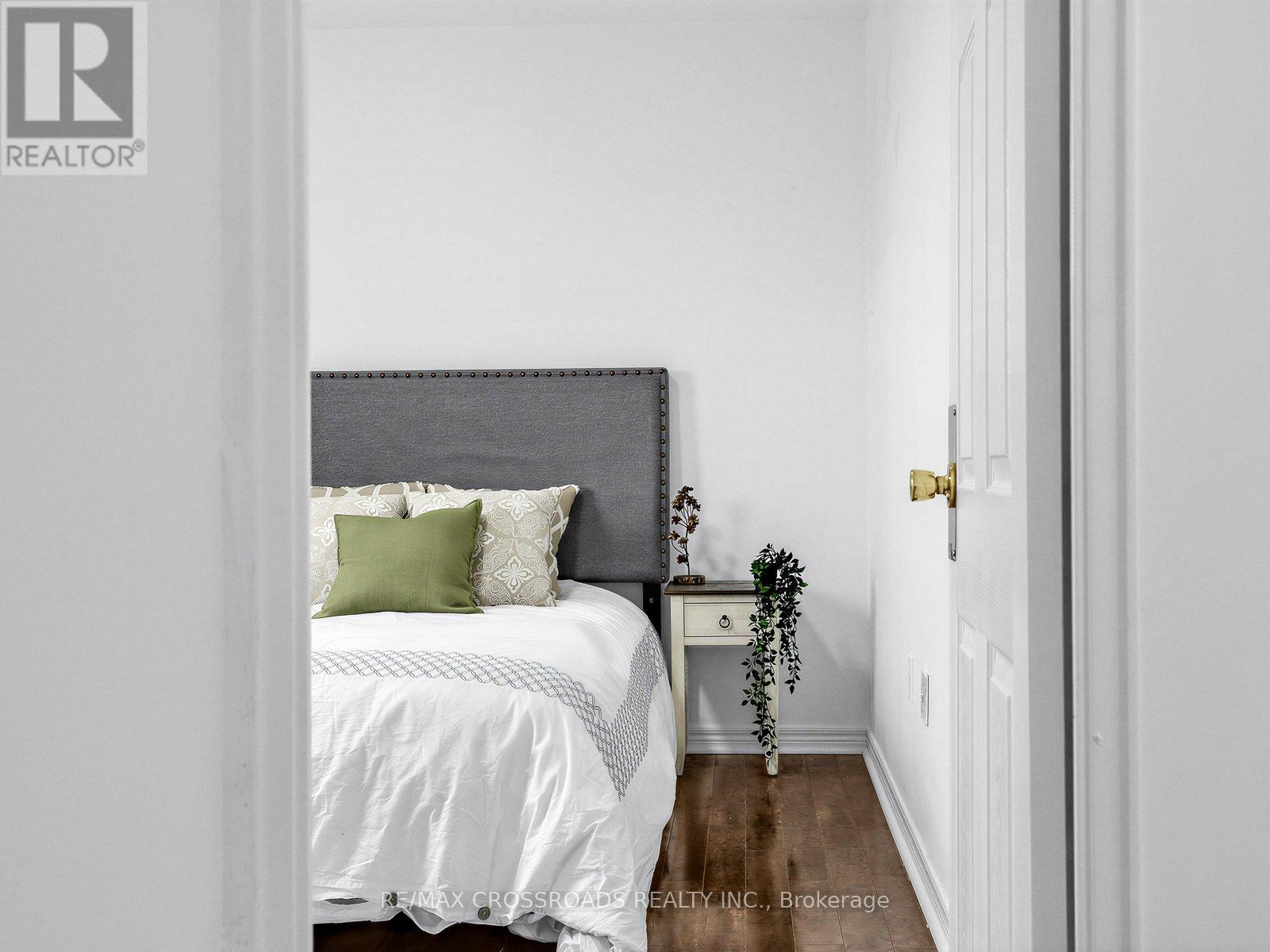 407 - 8 Kingsbridge Court, Toronto, Ontario  M2R 1L5 - Photo 17 - C12781836