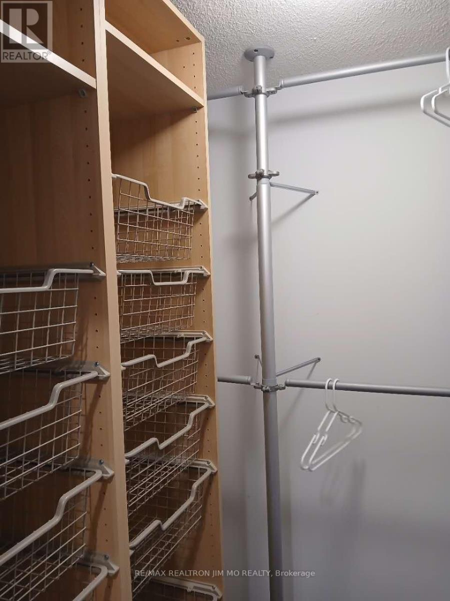 47, Master Bedroom - 312 Grandview Way, Toronto, Ontario  M2N 6V3 - Photo 12 - C12781838