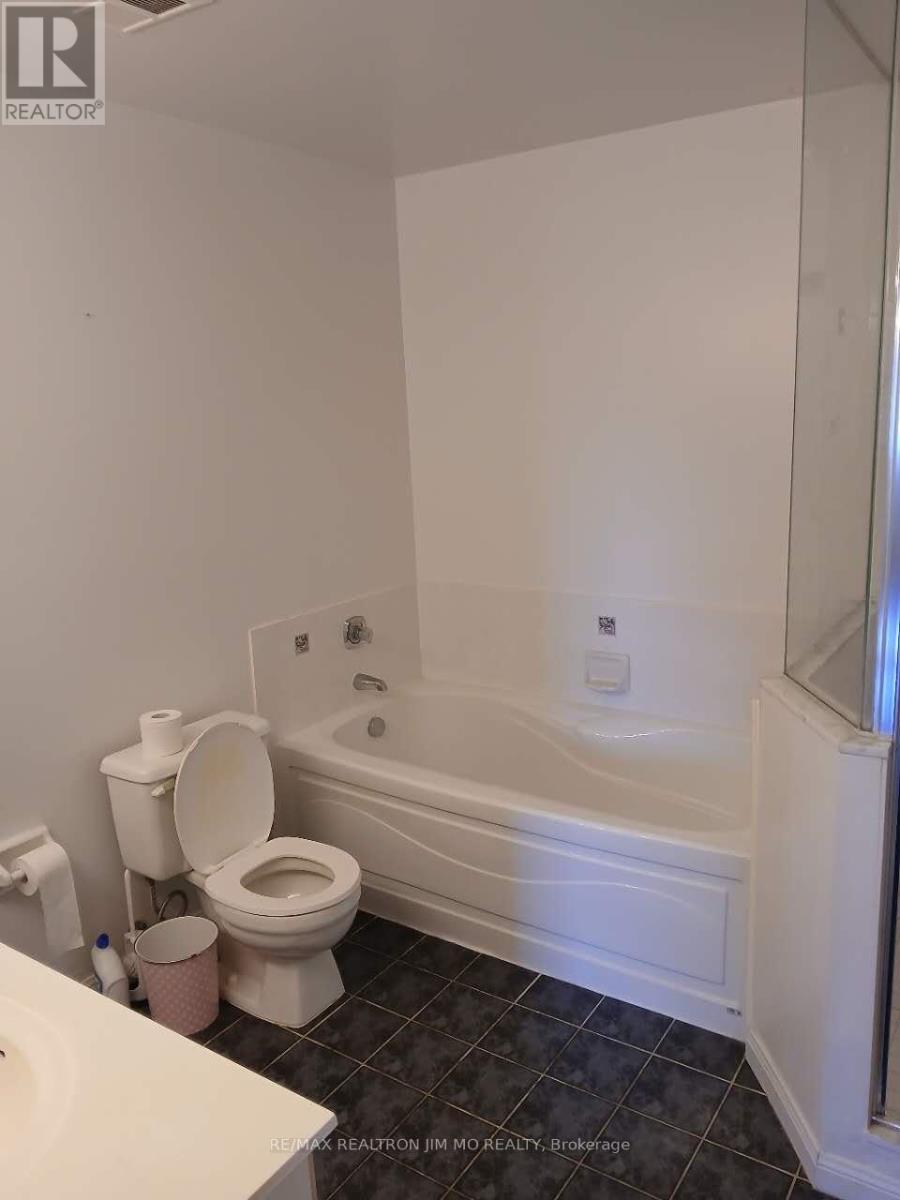 47, Master Bedroom - 312 Grandview Way, Toronto, Ontario  M2N 6V3 - Photo 7 - C12781838