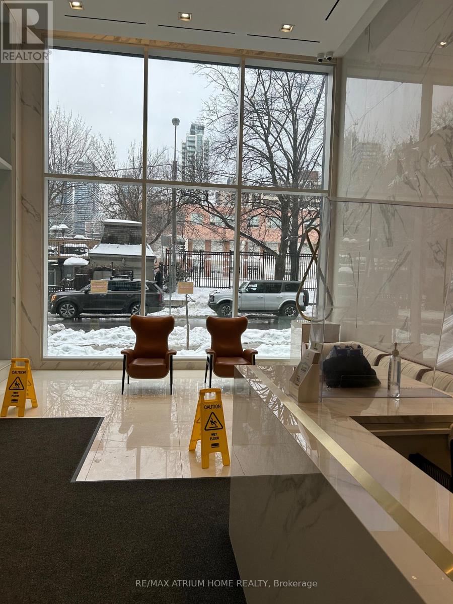 1117 - 85 Wood Street, Toronto, Ontario  M4Y 0E8 - Photo 2 - C12781850