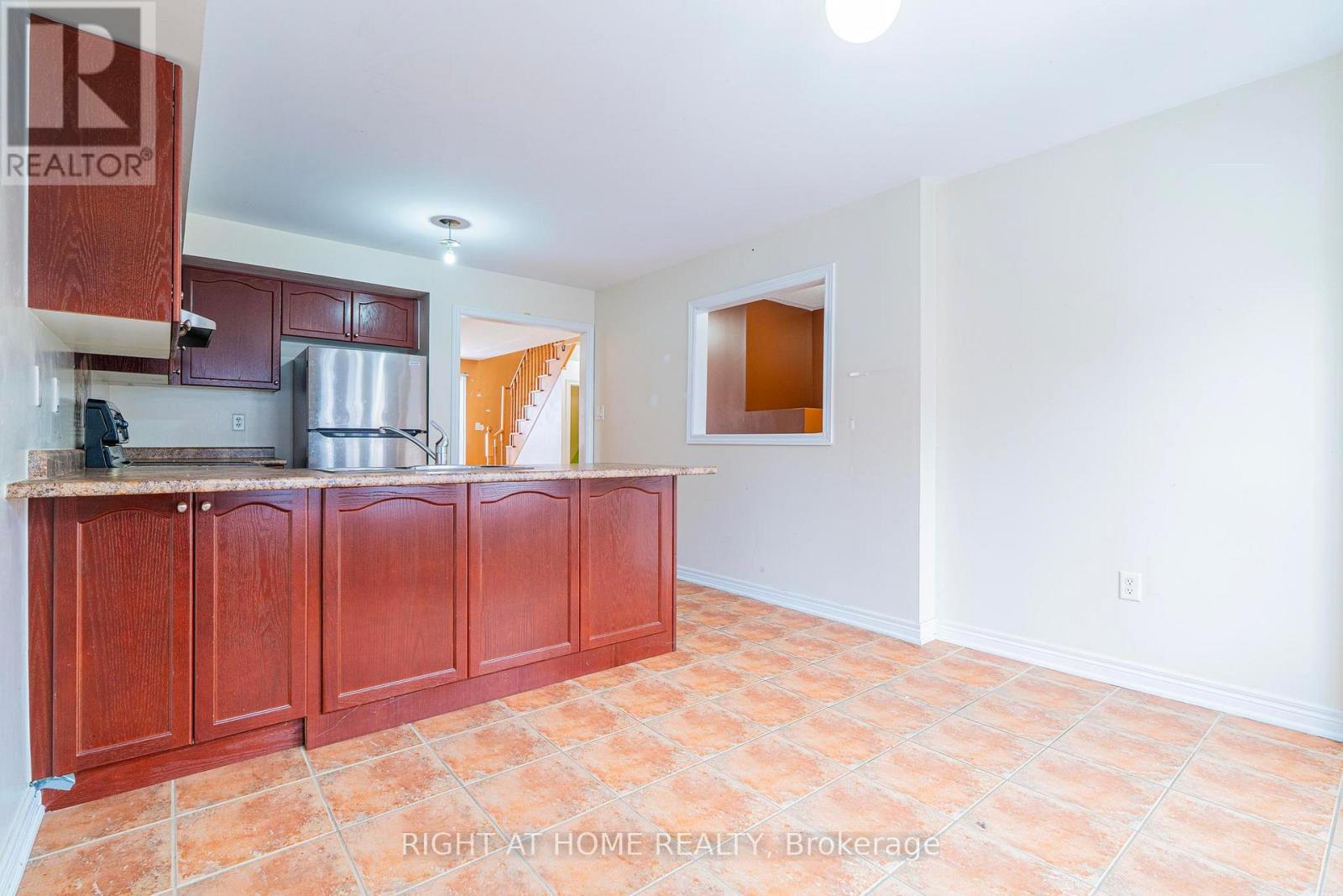 23 Ignatius Lane, Toronto, Ontario  M1E 2M8 - Photo 12 - E12781840