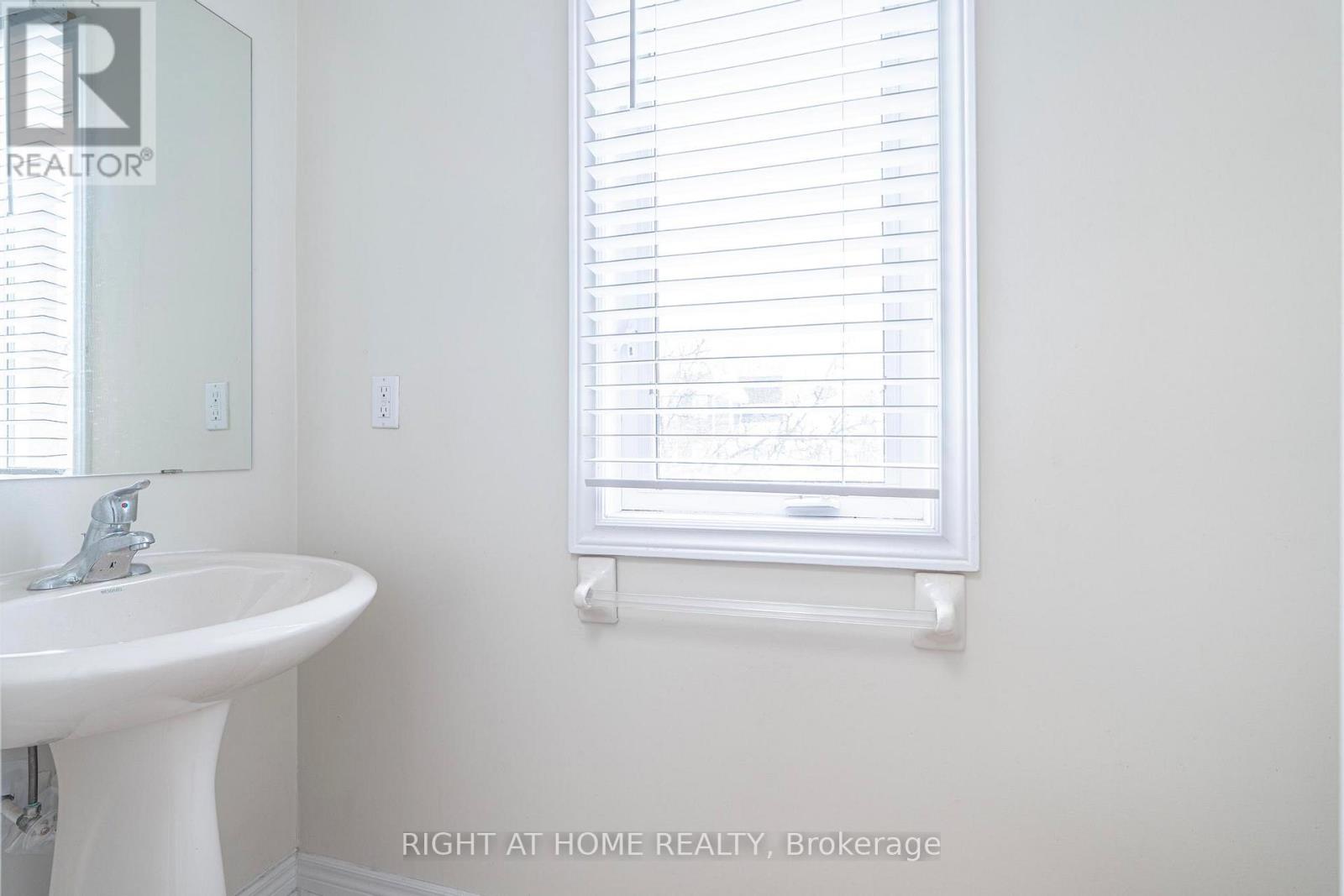 23 Ignatius Lane, Toronto, Ontario  M1E 2M8 - Photo 14 - E12781840