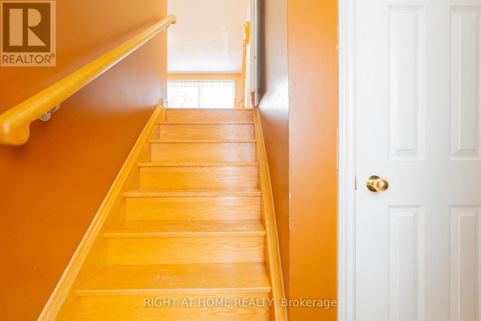 23 Ignatius Lane, Toronto, Ontario  M1E 2M8 - Photo 3 - E12781840