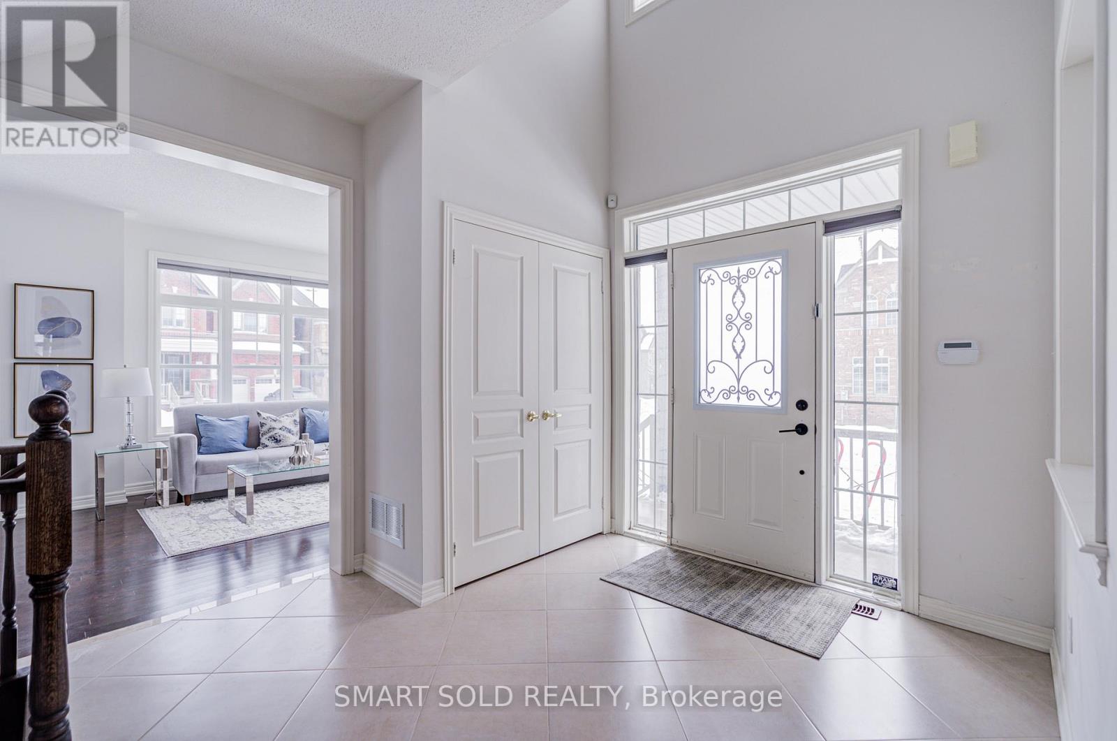 102 William Bartlett Drive, Markham, Ontario  L6C 0P9 - Photo 8 - N12781834