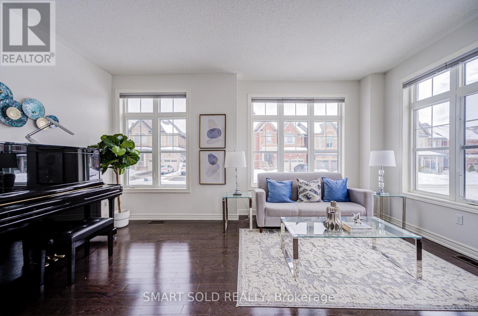 102 William Bartlett Drive, Markham, Ontario  L6C 0P9 - Photo 9 - N12781834