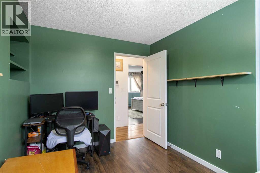 295059 Range Road 270, Rural Kneehill County, Alberta  T0M 0A0 - Photo 21 - A2285237