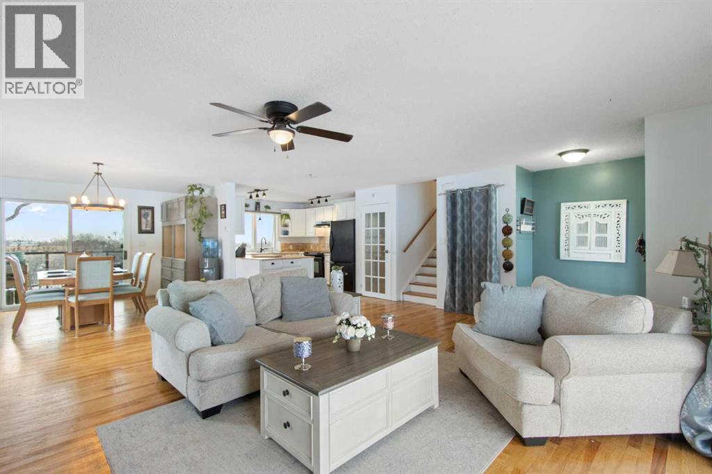 295059 Range Road 270, Rural Kneehill County, Alberta  T0M 0A0 - Photo 7 - A2285237