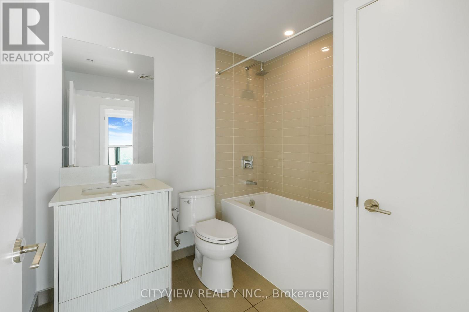 3507 - 430 Square One Drive, Mississauga, Ontario  L5B 0L6 - Photo 18 - W12781846