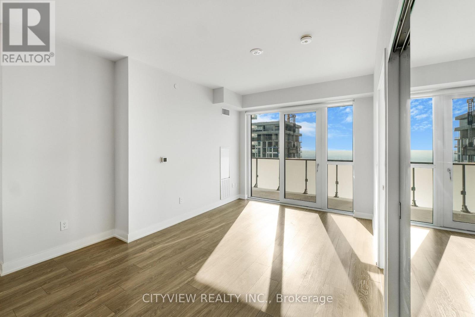 3507 - 430 Square One Drive, Mississauga, Ontario  L5B 0L6 - Photo 7 - W12781846