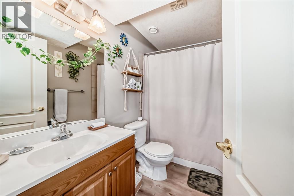 5559 52 Avenueclose, Innisfail, Alberta  T4G 0A1 - Photo 32 - A2284022