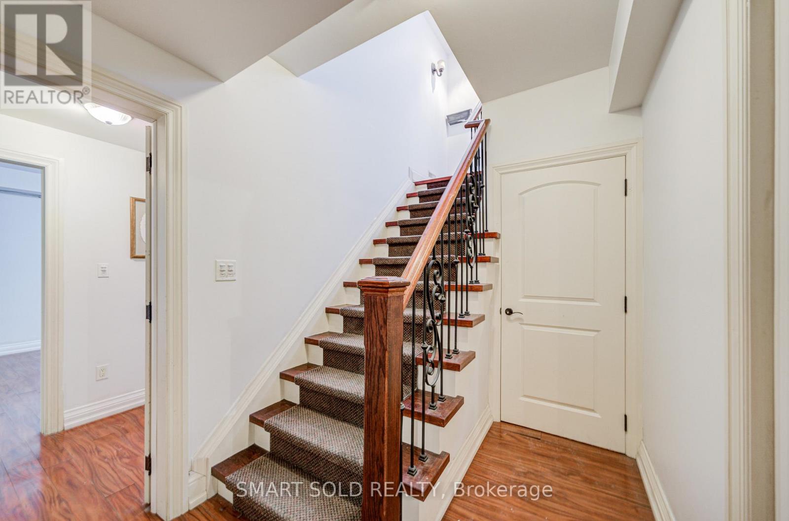 Lower A - 213 Maplehurst Avenue, Toronto, Ontario  M2N 3C3 - Photo 3 - C12781880