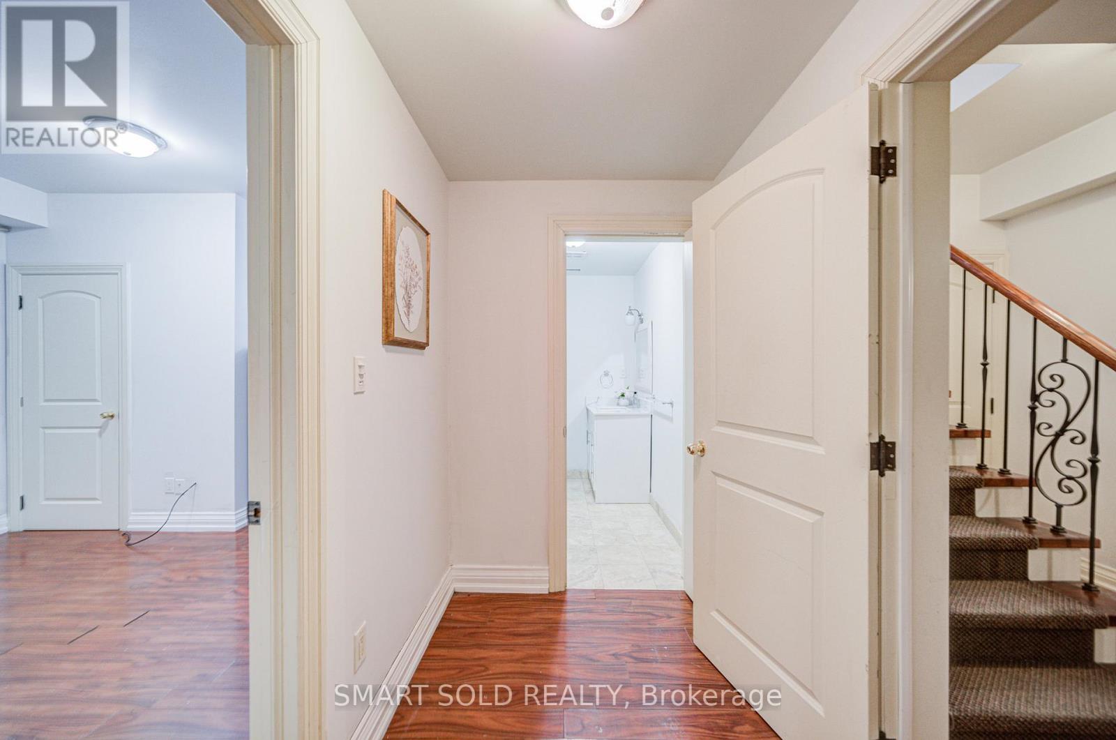 Lower A - 213 Maplehurst Avenue, Toronto, Ontario  M2N 3C3 - Photo 4 - C12781880