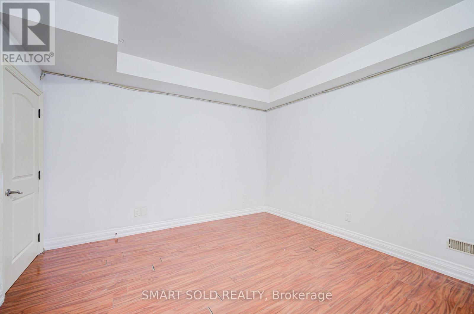 Lower A - 213 Maplehurst Avenue, Toronto, Ontario  M2N 3C3 - Photo 9 - C12781880