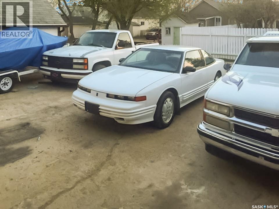 236 7th Avenue Nw, Swift Current, Saskatchewan  S9H 0Y8 - Photo 23 - SK026477