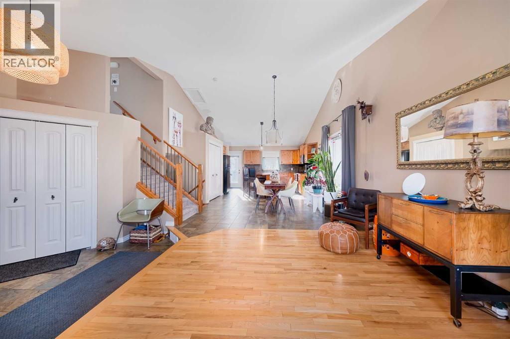 119 Hillview Lane, Strathmore, Alberta  T1P 1Z9 - Photo 3 - A2285755