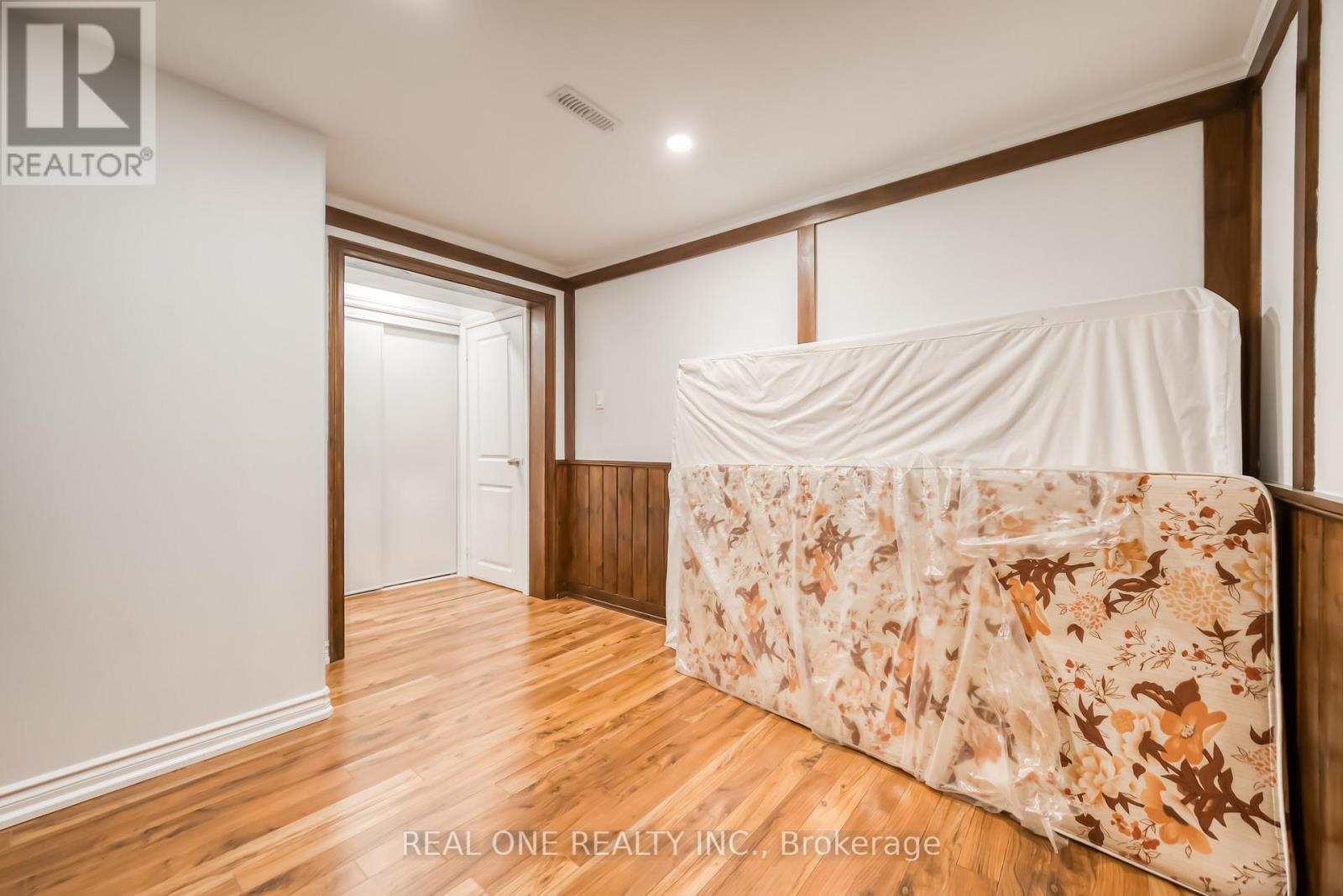 Bsmt - 106 Deanscroft Square, Toronto, Ontario  M1E 4W9 - Photo 14 - E12781914