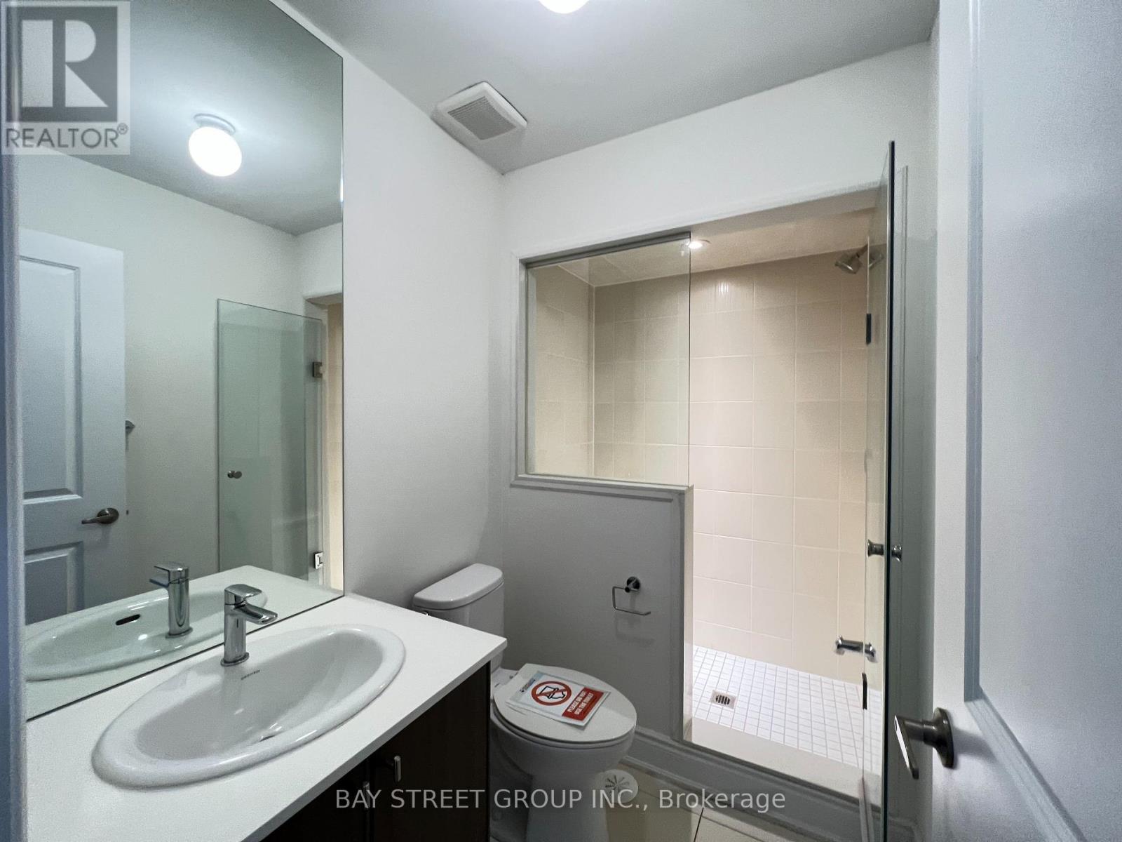 Upper - 4122 Highway 7 Road, Markham, Ontario  L3R 0W9 - Photo 8 - N12781874