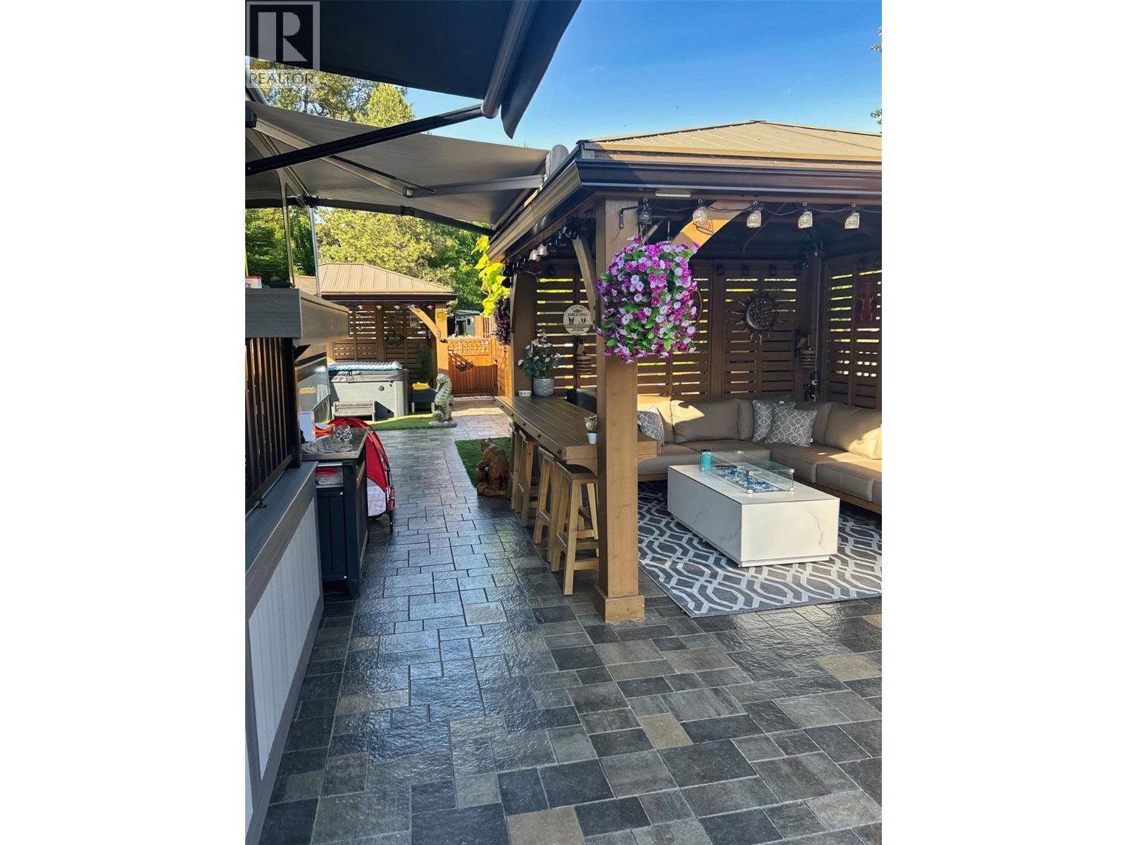 4 Eagle Lane, Lee Creek, British Columbia  V0E 1M4 - Photo 13 - 10375498