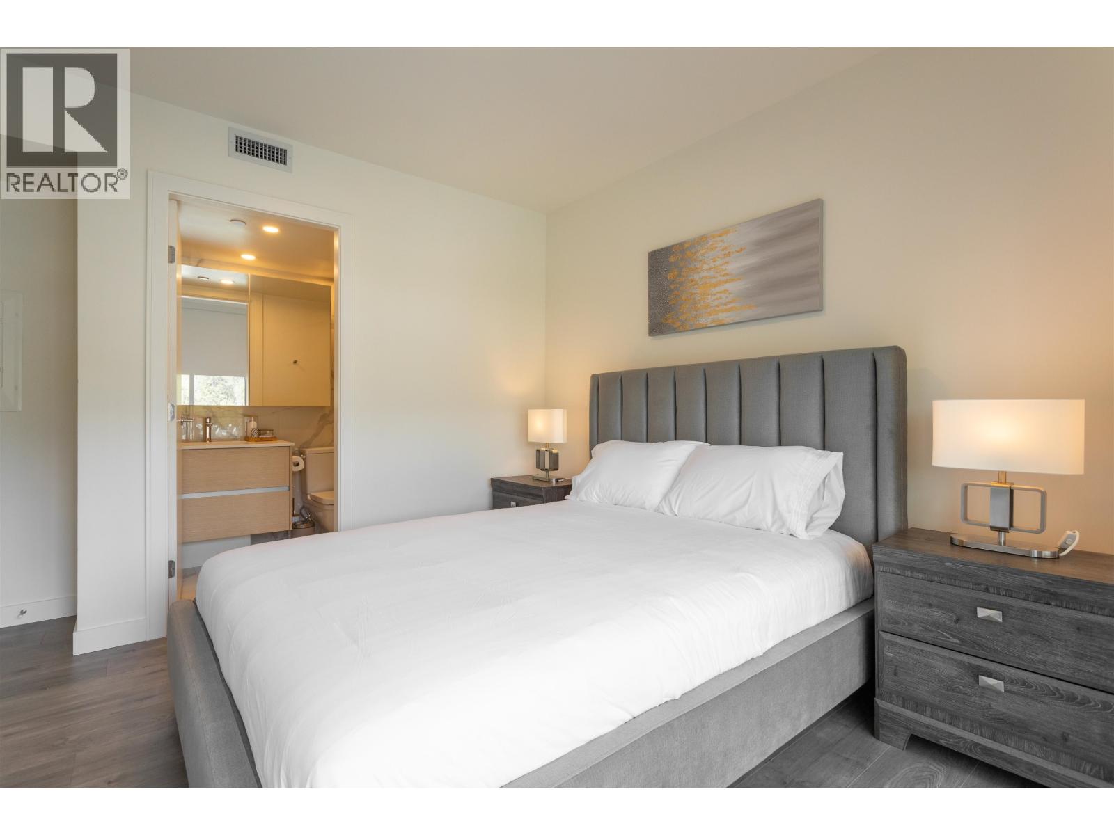 902 200 Klahanie Court, West Vancouver, British Columbia  V7P 0E4 - Photo 7 - R3076622