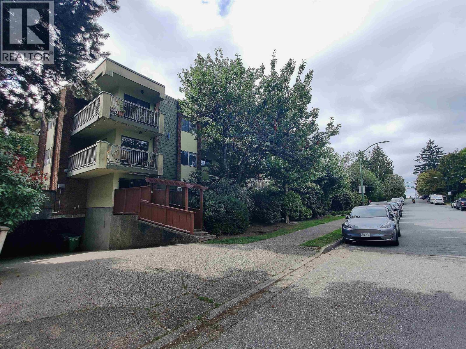 Listing Picture 24 of 29 : 108 1420 E 7TH AVENUE, Vancouver / 溫哥華 - 魯藝地產 Yvonne Lu Group - MLS Medallion Club Member