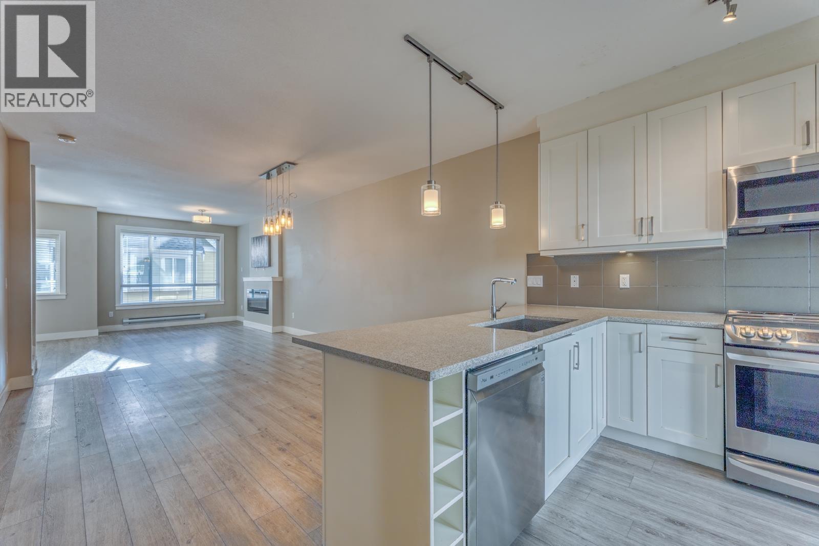 303 1405 Dayton Street, Coquitlam, British Columbia  V3E 0L4 - Photo 13 - R3089082