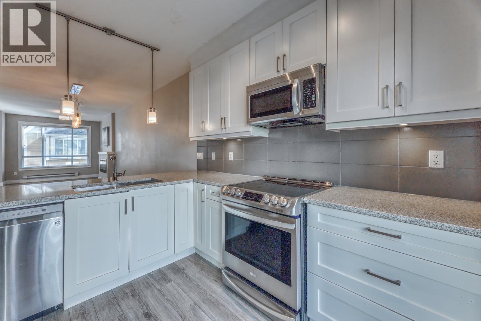 303 1405 Dayton Street, Coquitlam, British Columbia  V3E 0L4 - Photo 17 - R3089082