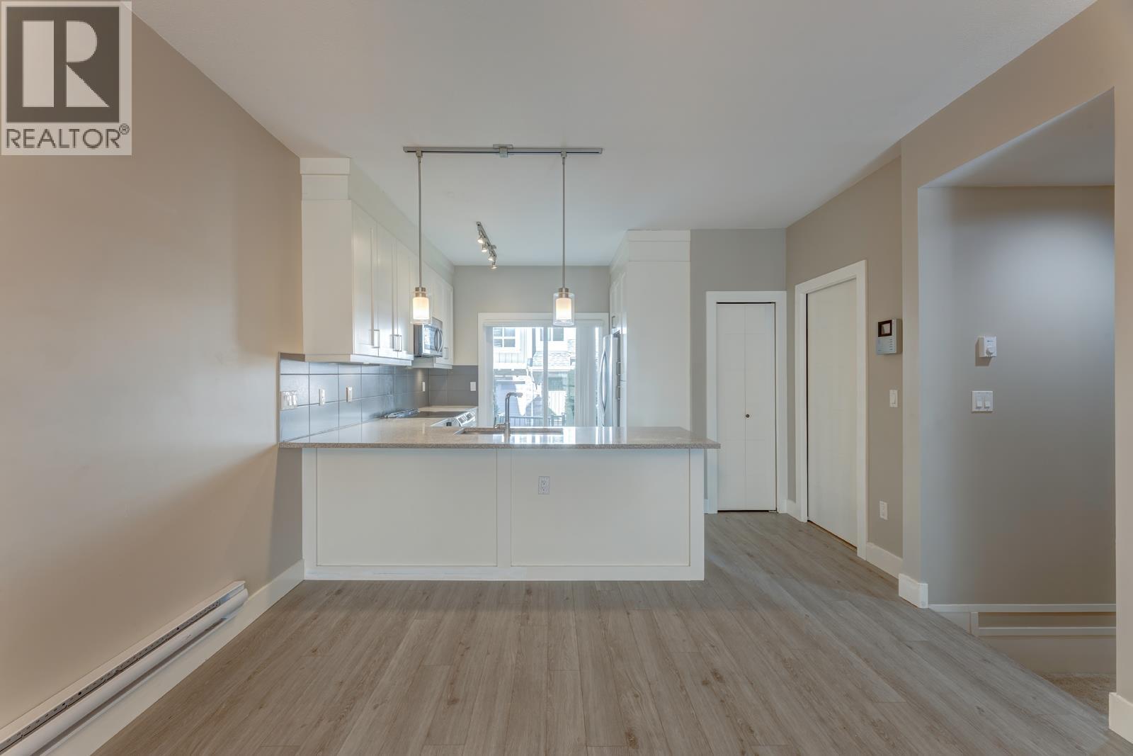 303 1405 Dayton Street, Coquitlam, British Columbia  V3E 0L4 - Photo 15 - R3089082