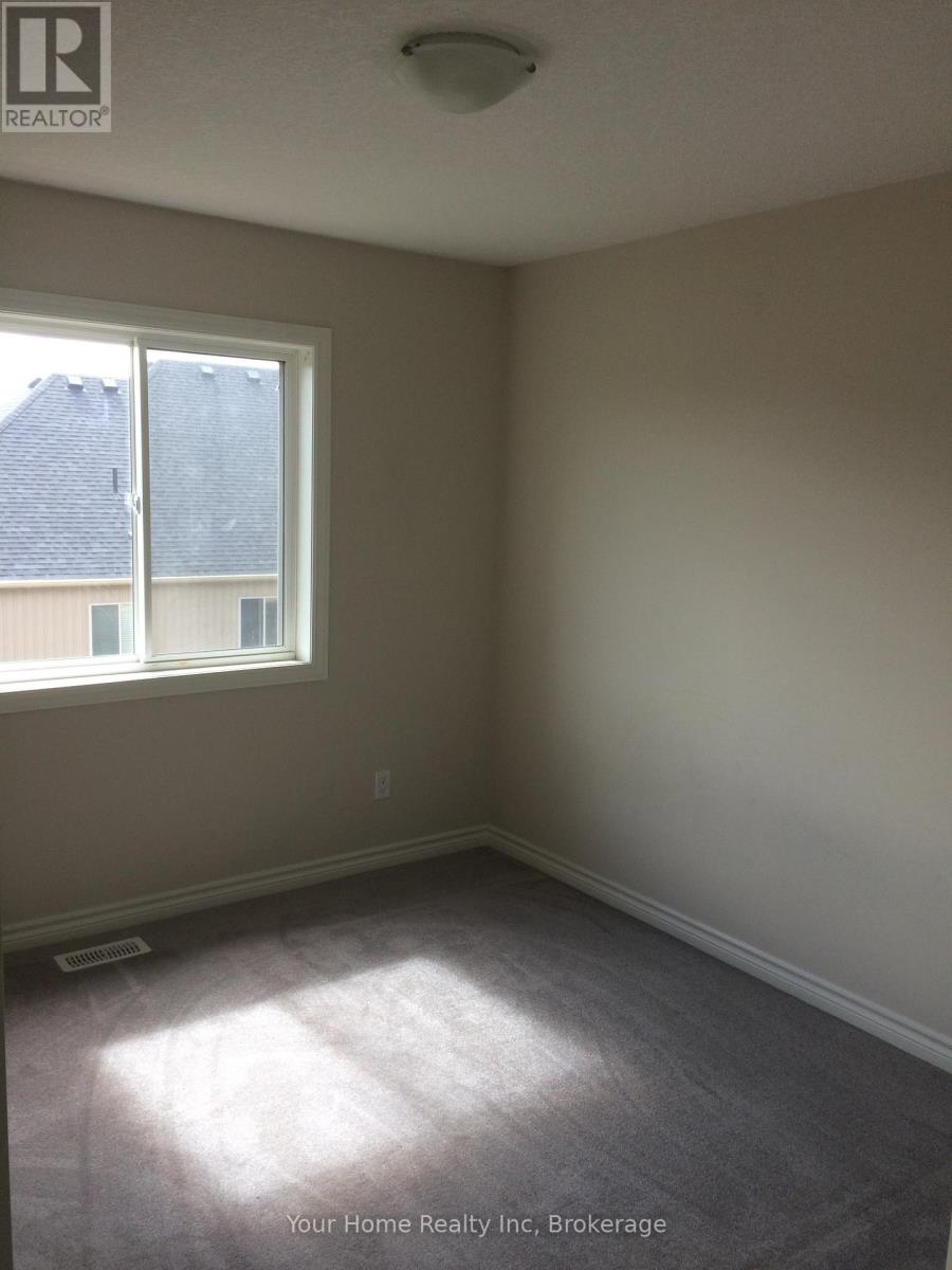 135 Law Drive N, Guelph (Grange Road), Ontario  N1E 0M2 - Photo 10 - X12781966