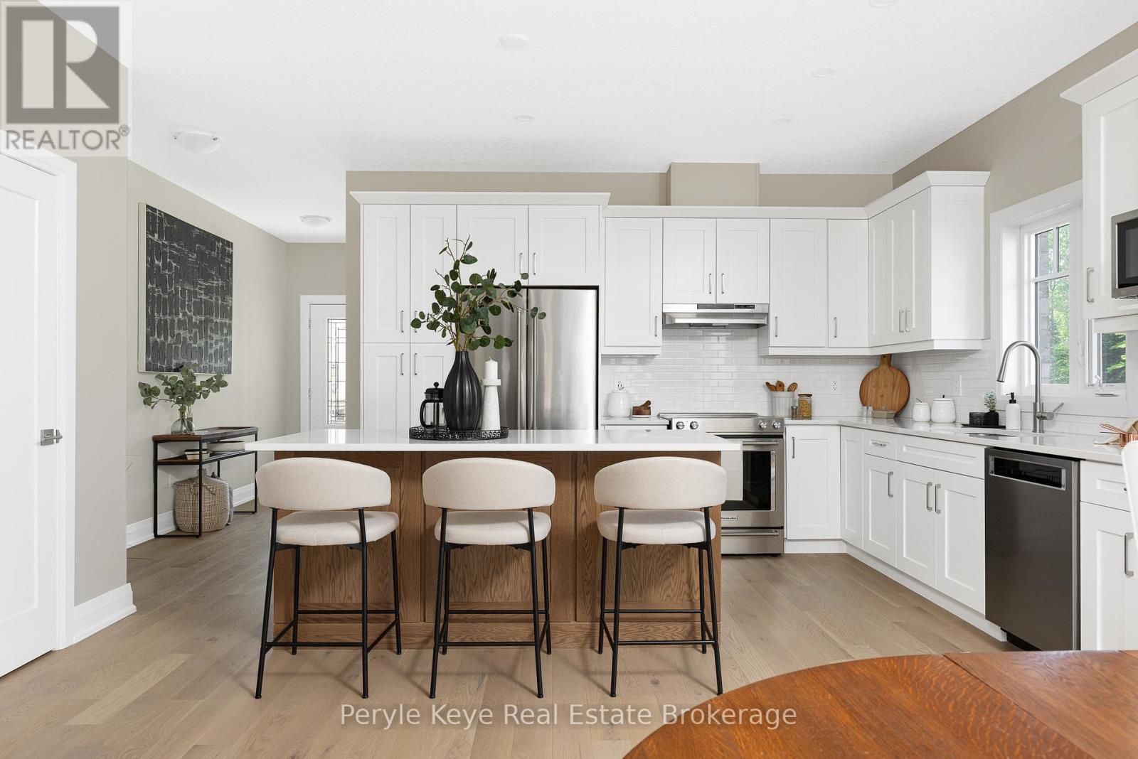 14 Charles Morley Boulevard, Huntsville, Ontario  P1H 0G5 - Photo 11 - X12781970