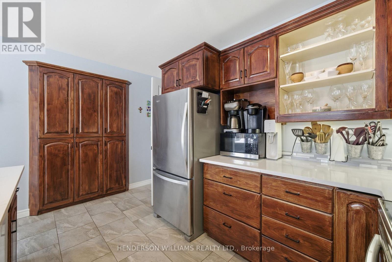 42 Forchuk Crescent, Quinte West (Trenton Ward), Ontario  K8V 6N2 - Photo 13 - X12781948