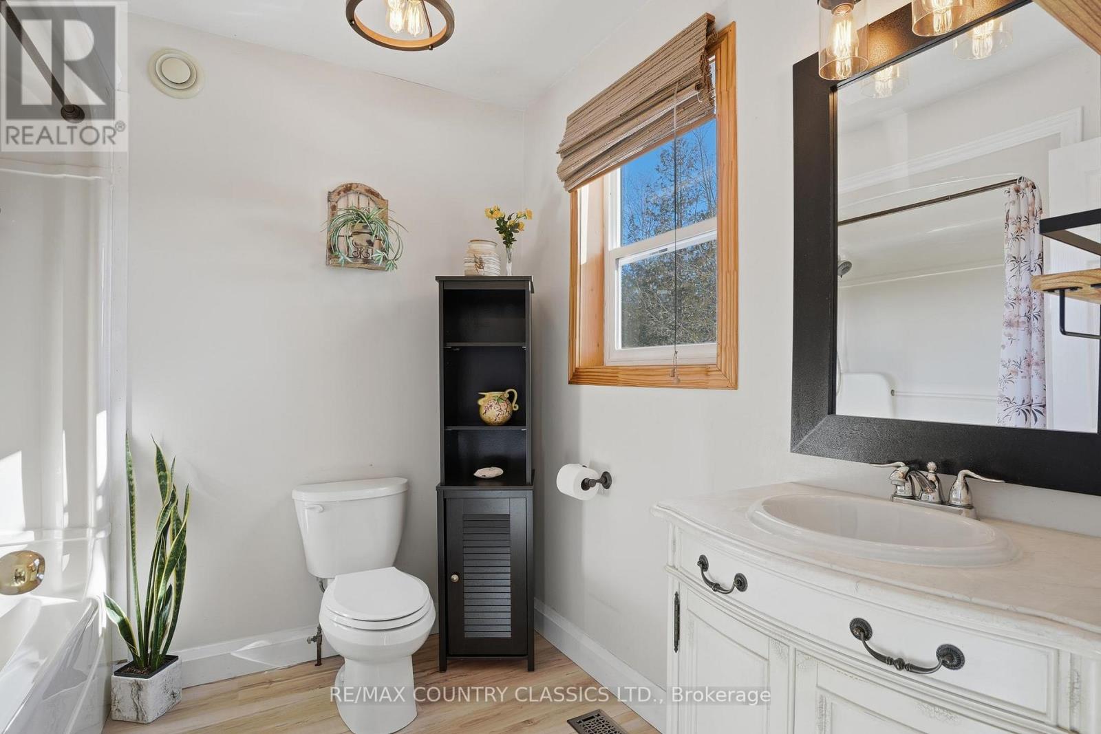 21259 Hwy 62 Highway S, Tudor And Cashel (Tudor Ward), Ontario  K0L 1W0 - Photo 17 - X12781952