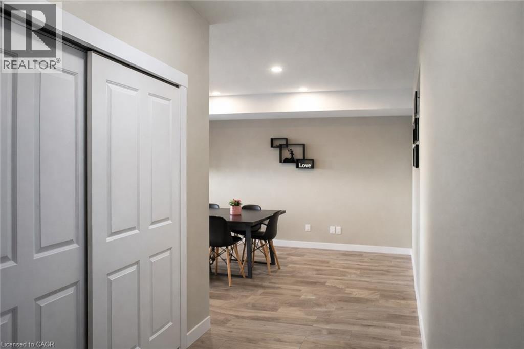 160 Rochefort Street Unit# B4, Kitchener, Ontario  N2R 0P5 - Photo 3 - 40804752