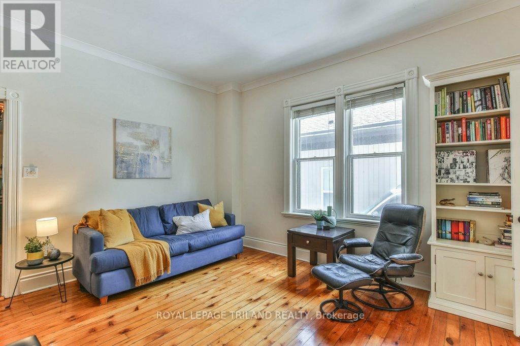 38 Byron Avenue E, London South, Ontario  N6C 1C5 - Photo 10 - X12781974