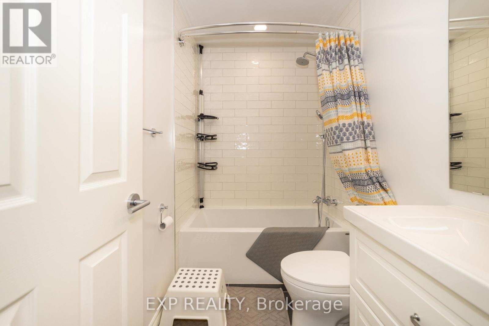 23 Raj Terrace, Ottawa, Ontario  K1G 4T3 - Photo 22 - X12782002