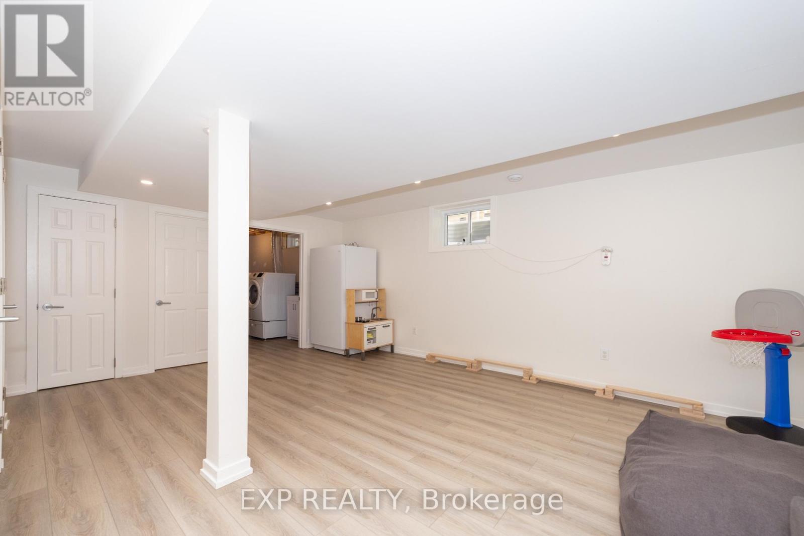 23 Raj Terrace, Ottawa, Ontario  K1G 4T3 - Photo 30 - X12782002