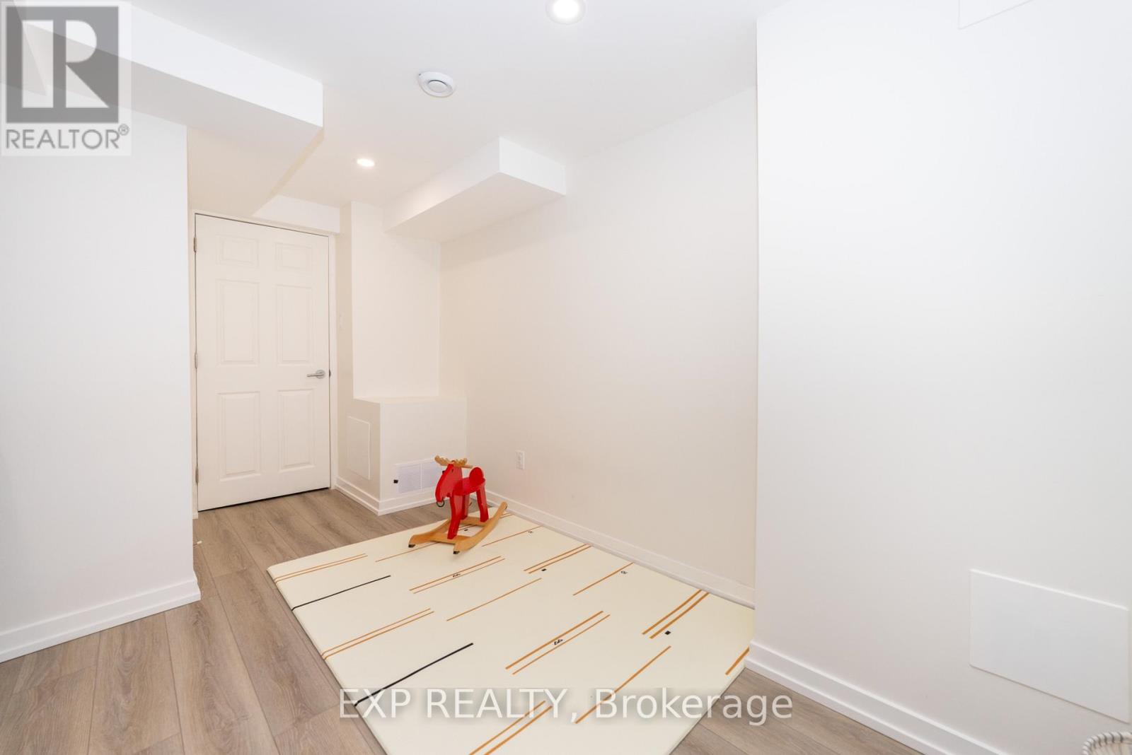 23 Raj Terrace, Ottawa, Ontario  K1G 4T3 - Photo 31 - X12782002