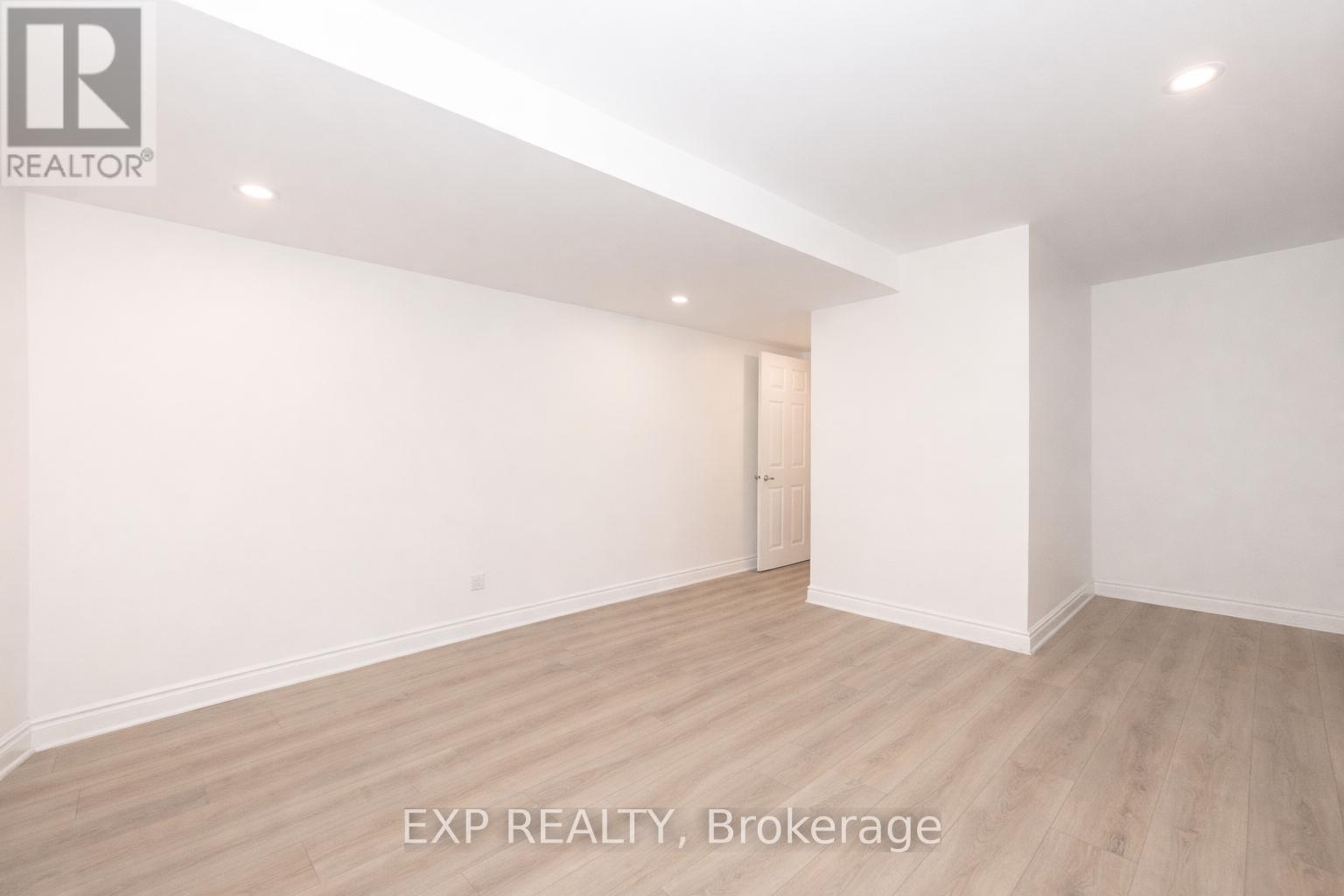 23 Raj Terrace, Ottawa, Ontario  K1G 4T3 - Photo 32 - X12782002