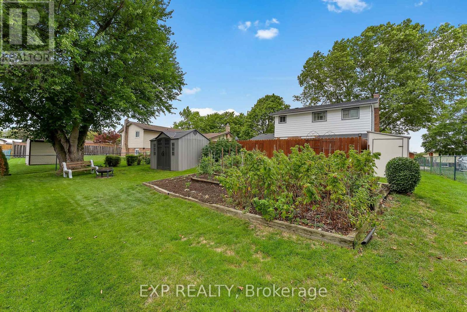 147 Loyalist Drive, Welland, Ontario  L3C 6A3 - Photo 33 - X12781926