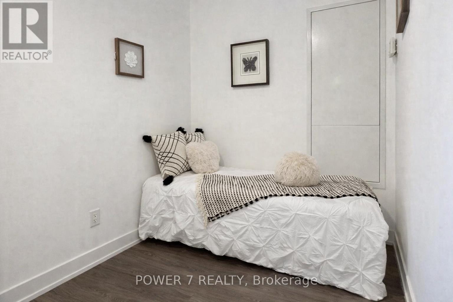 1705 - 180 Fairview Mall Drive, Toronto, Ontario  M2J 4T1 - Photo 15 - C12781932