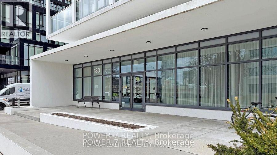 1705 - 180 Fairview Mall Drive, Toronto, Ontario  M2J 4T1 - Photo 2 - C12781932