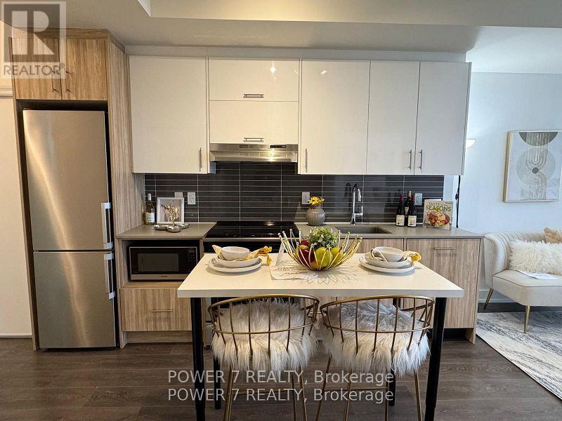 1705 - 180 Fairview Mall Drive, Toronto, Ontario  M2J 4T1 - Photo 7 - C12781932