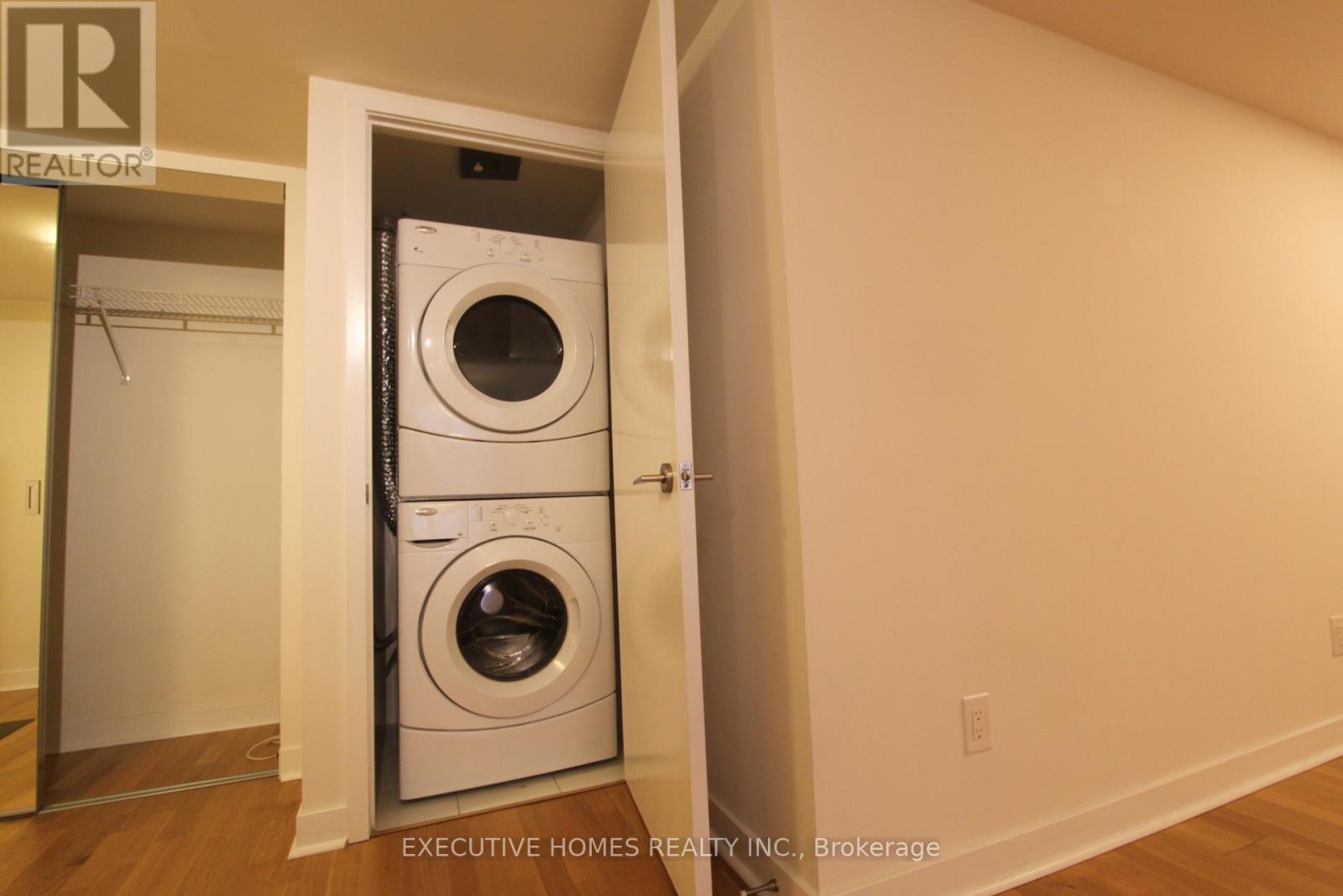 1506 - 295 Adelaide Street W, Toronto, Ontario  M5V 0L4 - Photo 11 - C12781980