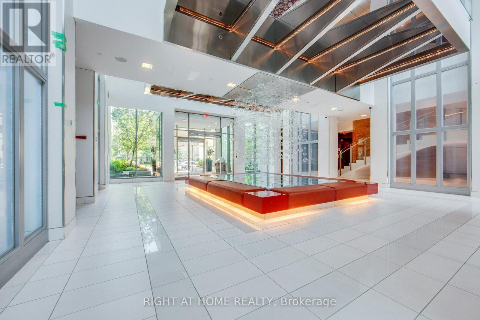 3302 - 120 Homewood Avenue, Toronto, Ontario  M4Y 2J3 - Photo 18 - C12782008