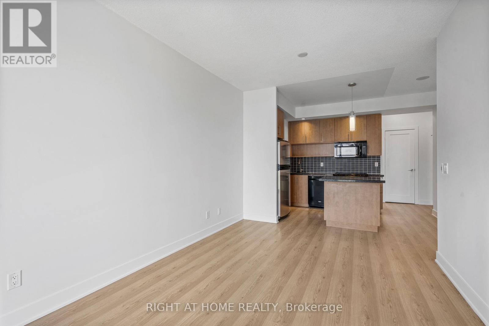 3302 - 120 Homewood Avenue, Toronto, Ontario  M4Y 2J3 - Photo 6 - C12782008