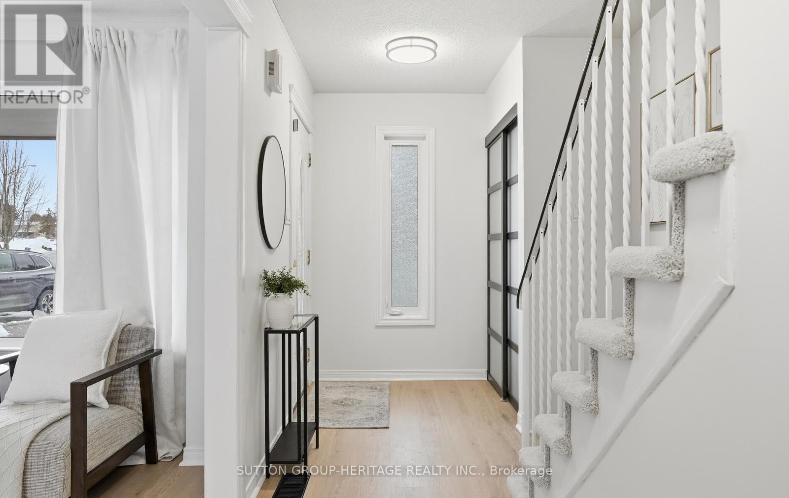 470 Gaylord Drive, Oshawa, Ontario  L1K 1L5 - Photo 4 - E12781990