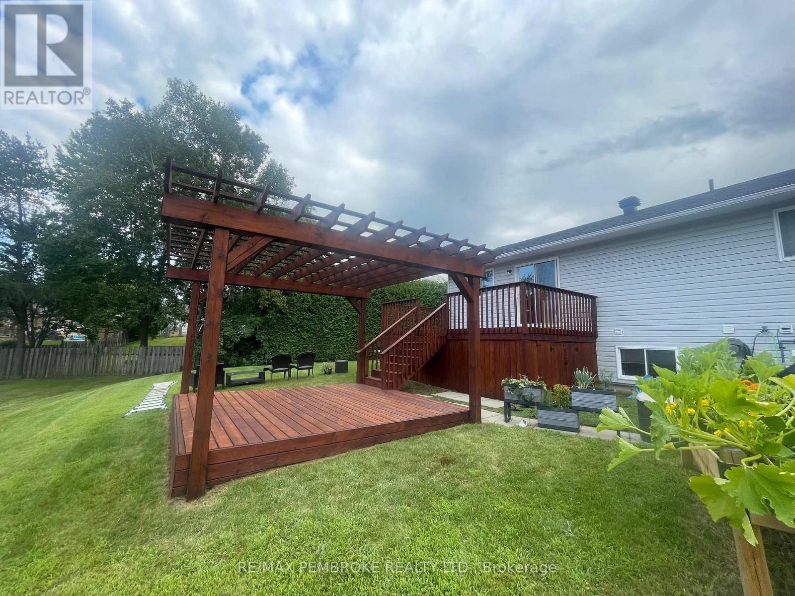 22 James Street, Petawawa, Ontario  K8H 3B5 - Photo 41 - X12782016