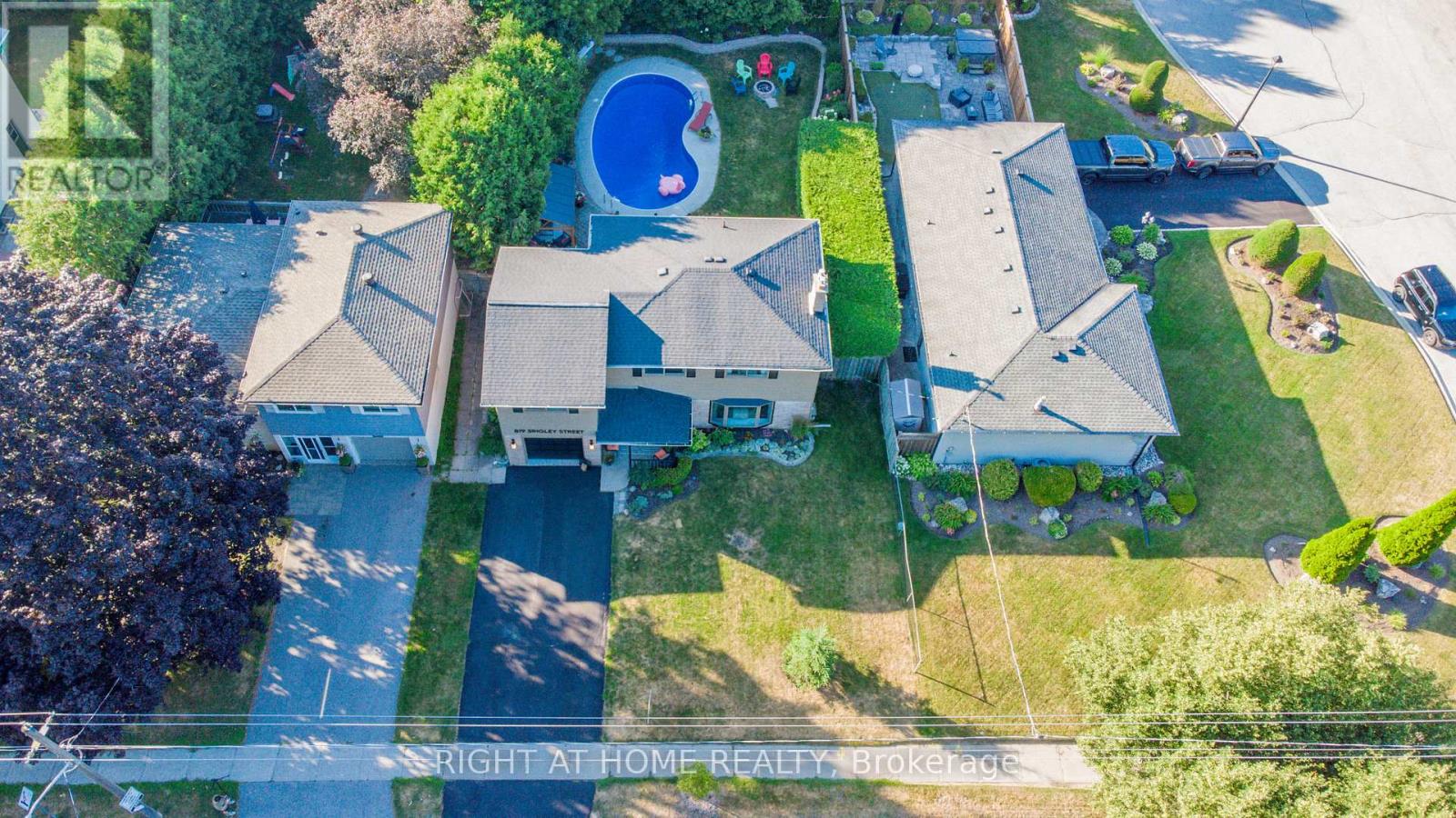 819 Srigley Street, Newmarket, Ontario  L3Y 1X9 - Photo 2 - N12782012