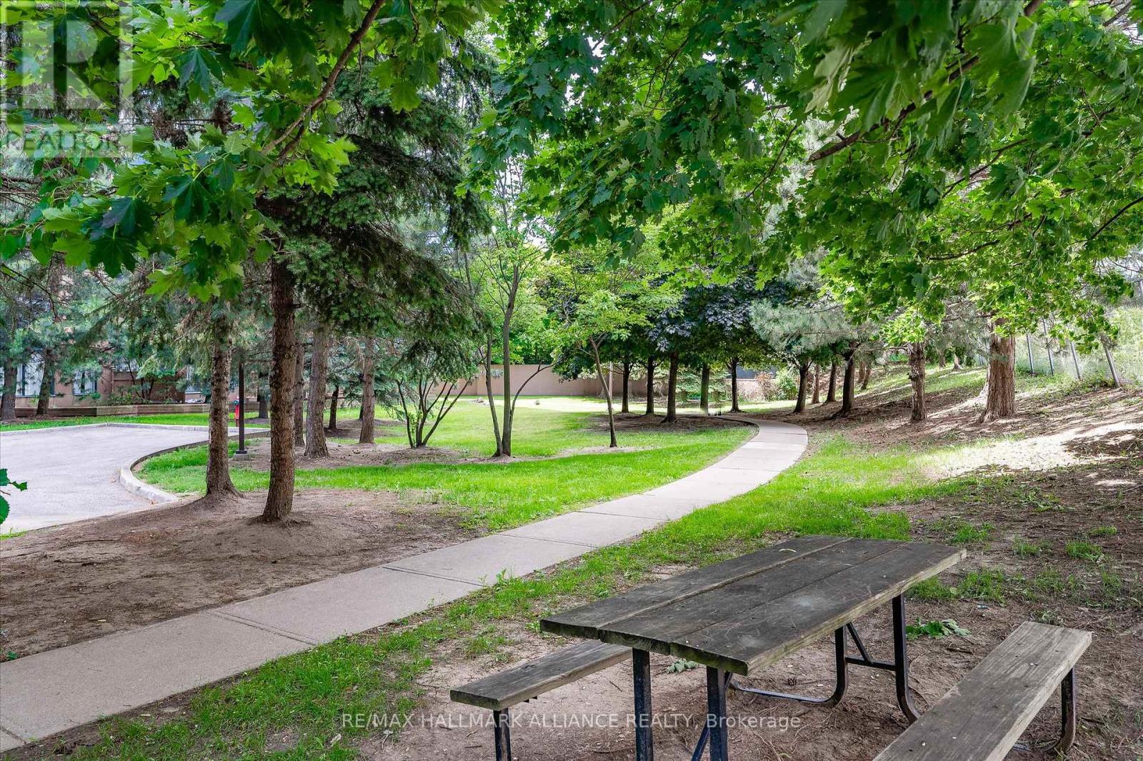 507 - 135 Hillcrest Avenue, Mississauga, Ontario  L5B 4B1 - Photo 22 - W12781978