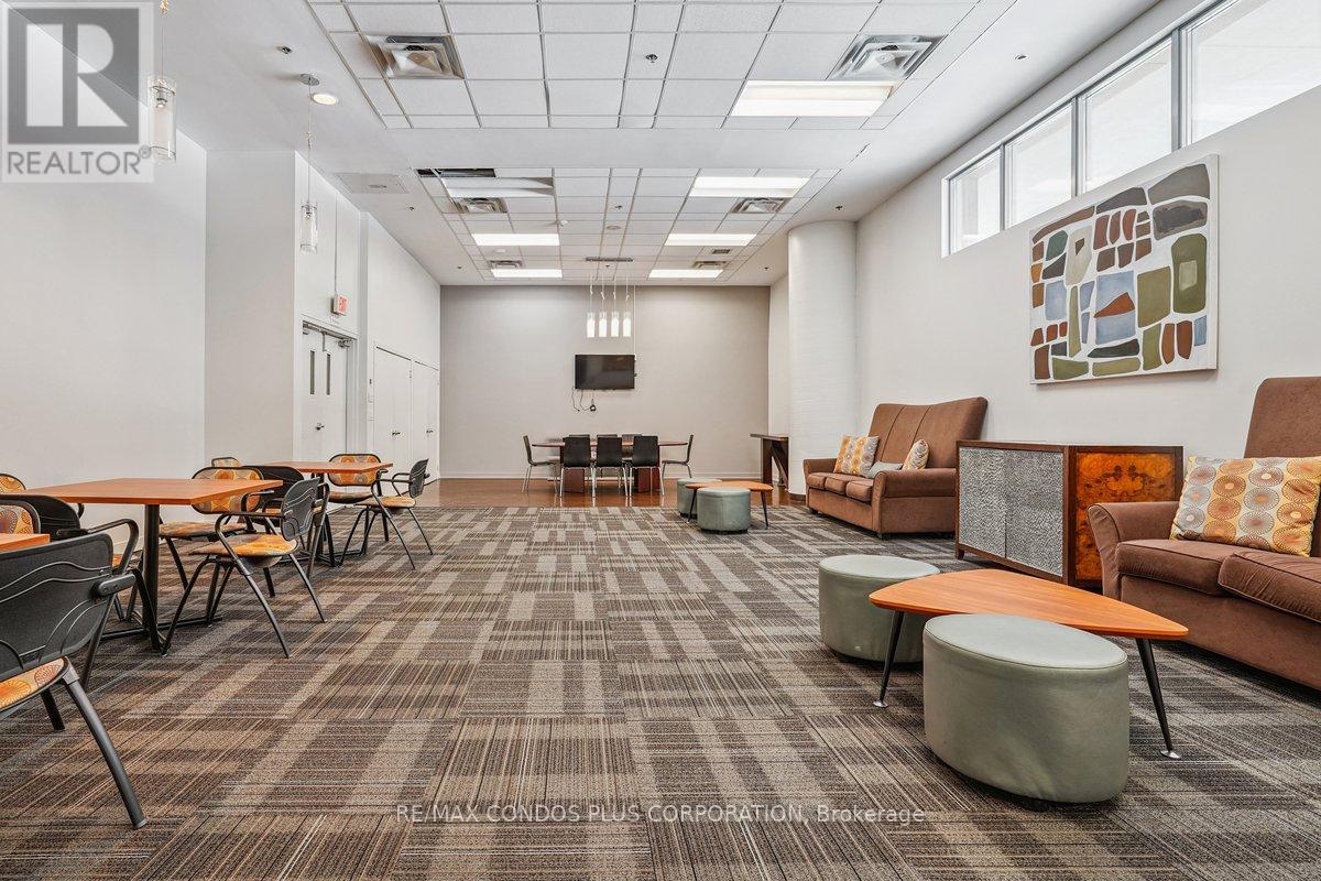 403 - 2 Fieldway Road, Toronto, Ontario  M8Z 0B9 - Photo 11 - W12781982